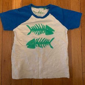 Mini Boden boys t-shirt size 4-5